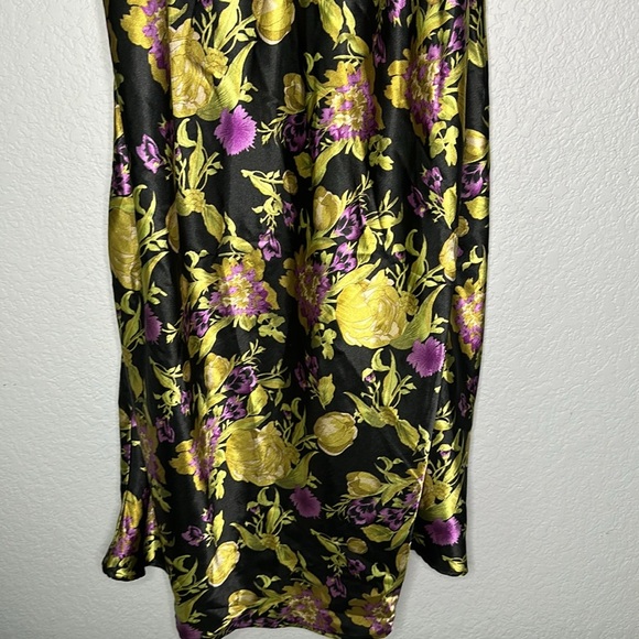 Silhouettes Floral Slip Dress 1X - Picture 4 of 9